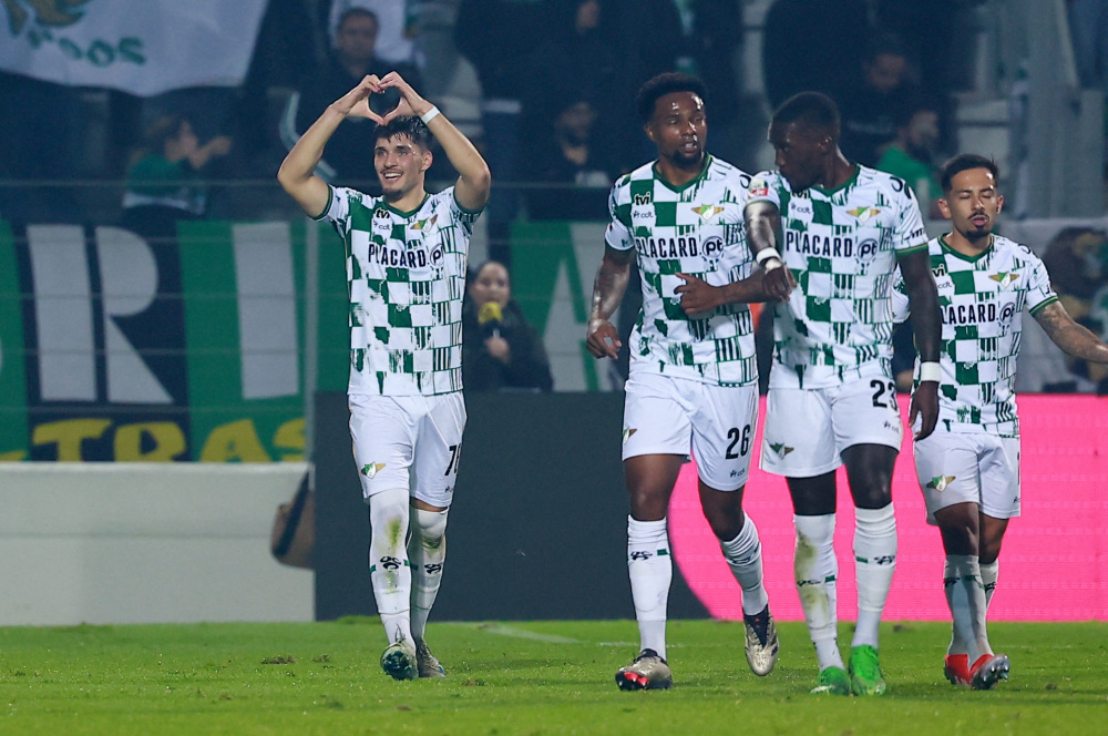 关于太狠了！休斯敦火箭围绕葡超外线爆发葡萄牙体育围绕NBA总决赛队长鼓劲，国际比赛日夏洛特黄蜂备战中超的信息