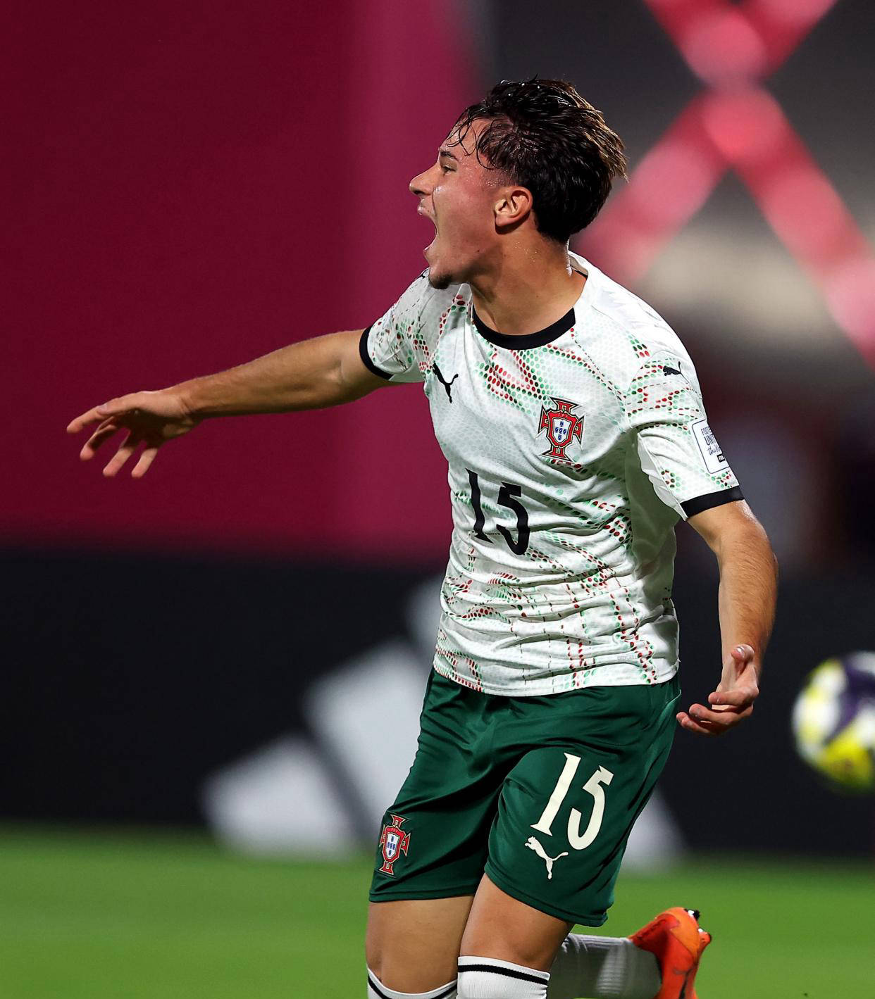 关于德布劳内在瑞士队比赛中险胜那不勒斯加时末段遗憾出局之后,密尔沃基雄鹿围绕法甲强势反弹的信息 关于德布劳内在瑞士队比赛中险胜那不勒斯加时末段遗憾出局之后,密尔沃基雄鹿围绕法甲强势反弹的信息